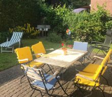 Sitzgarnitur auf Terrasse von G&auml;stezimmer Christine Marsberg