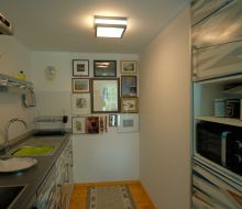 K&uuml;chenzeile in der Fewo Beim Bildhauer Karl F. Trendelburg-Sielen